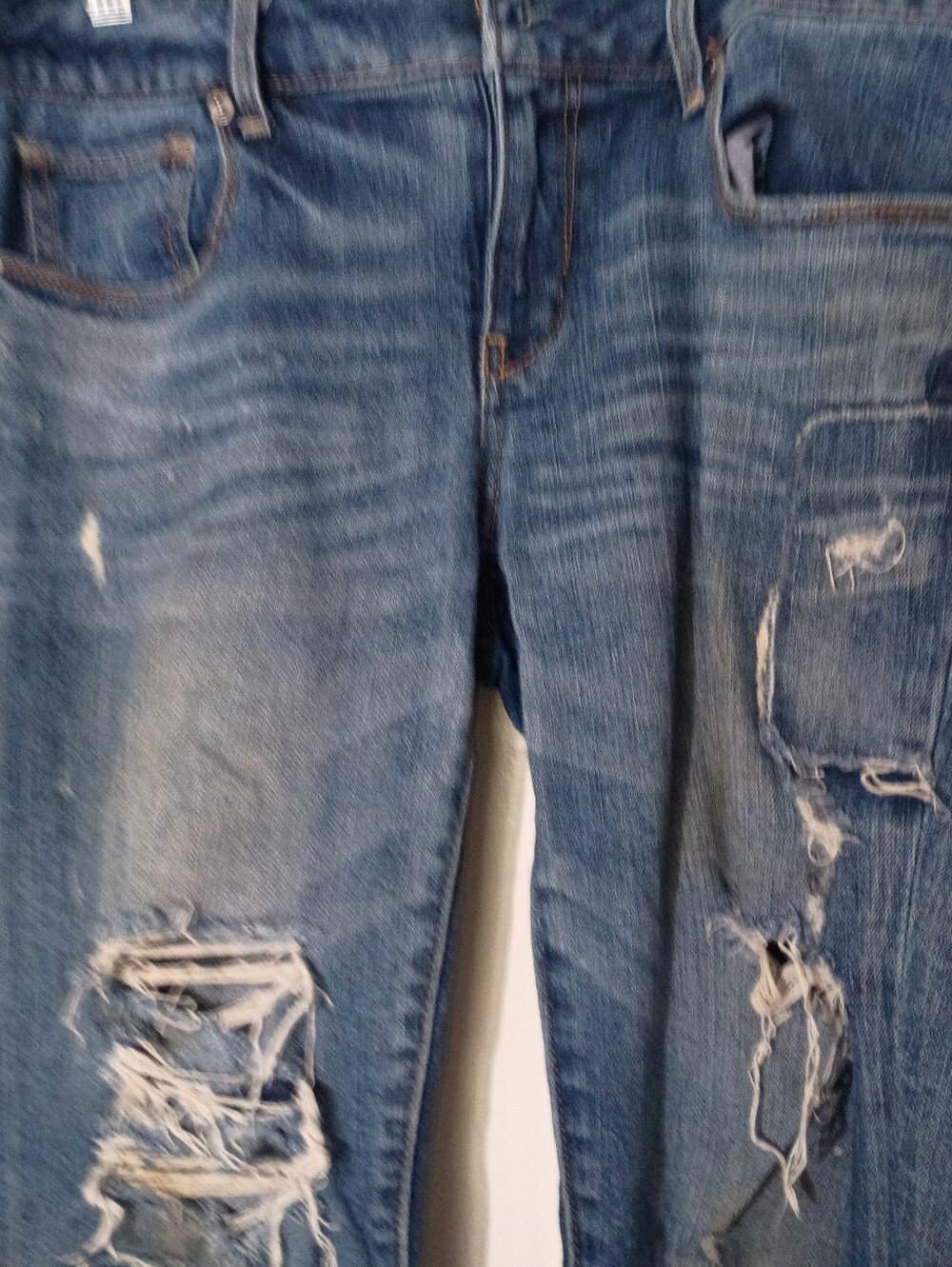 American Eagle Stretch Distressed Denim Jeans Jeans Size 12 Short image 2